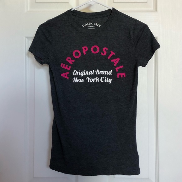 Aeropostale Tops - Aréopostale t-shirt!